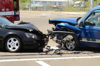 How to Protect Yourself Financially After a Head-on Collision