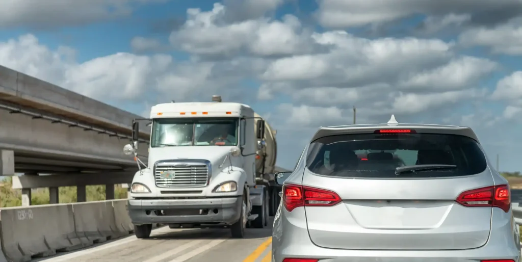 cars-and-truck-traffic-along-overseas-highway